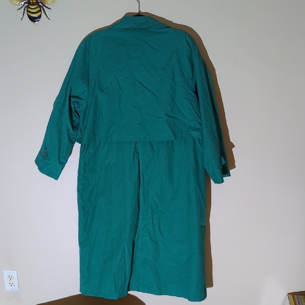 Vintage London Fog Emerald Trench Coat - Picture 6 of 11